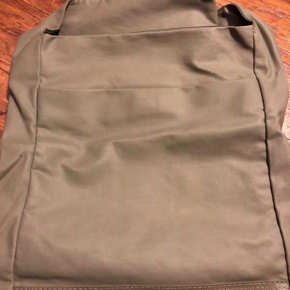Brand new Calvin Klein messenger - Picture 2 of 8